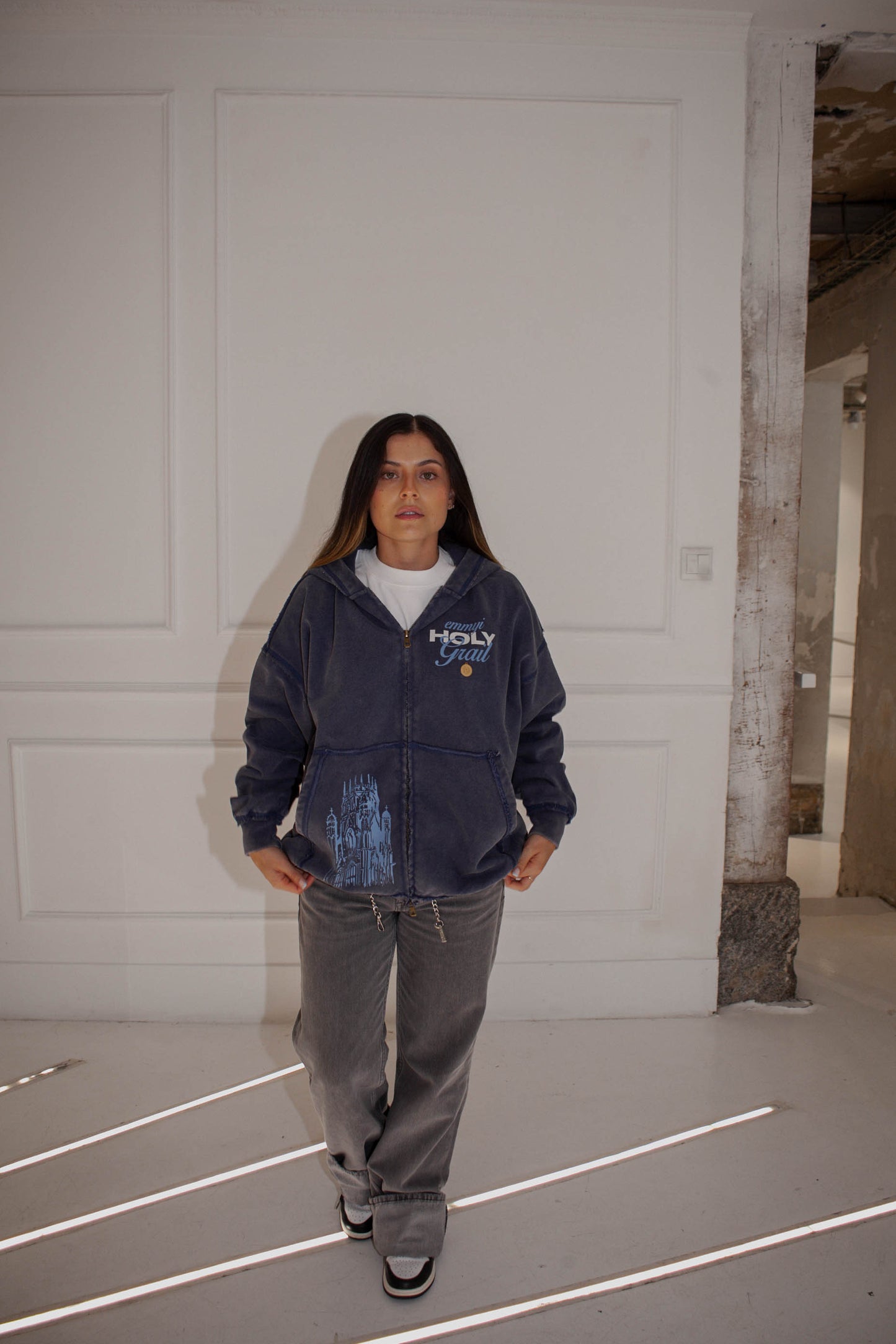 CHAQUETA ZIP "SANTO GRIAL"