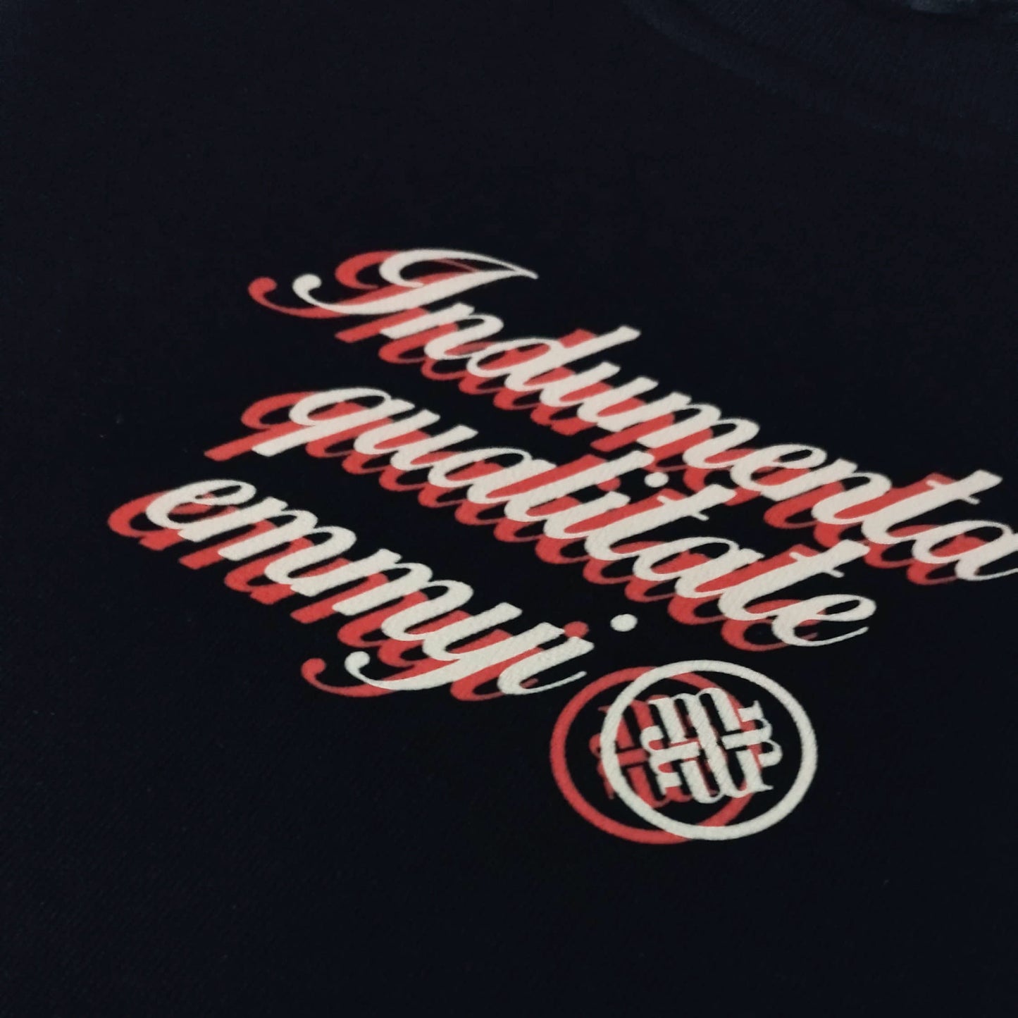 "QUALITATE" DISTRESSED JERSEY