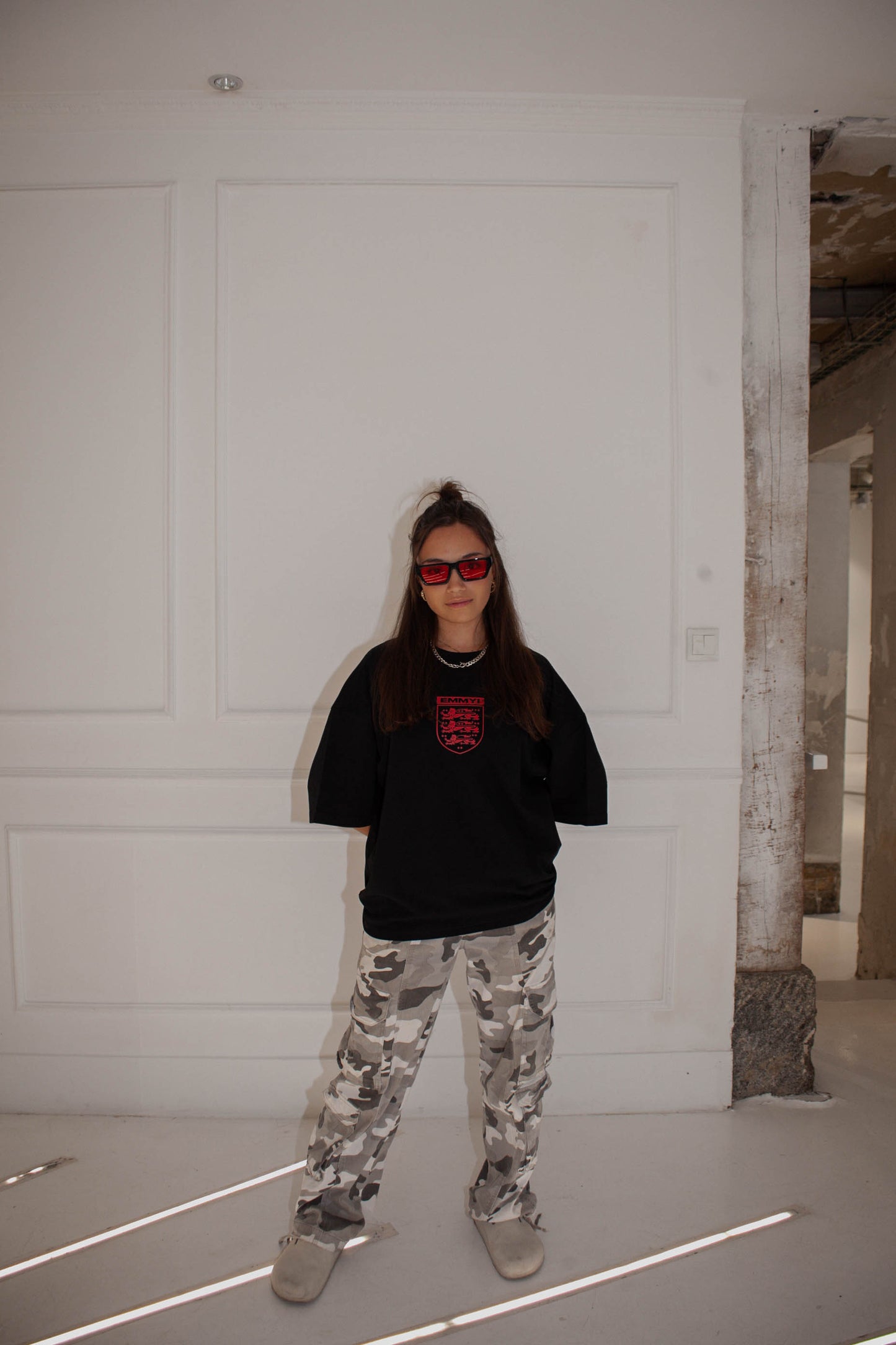 CAMISETA BOXY "RED LIONS"