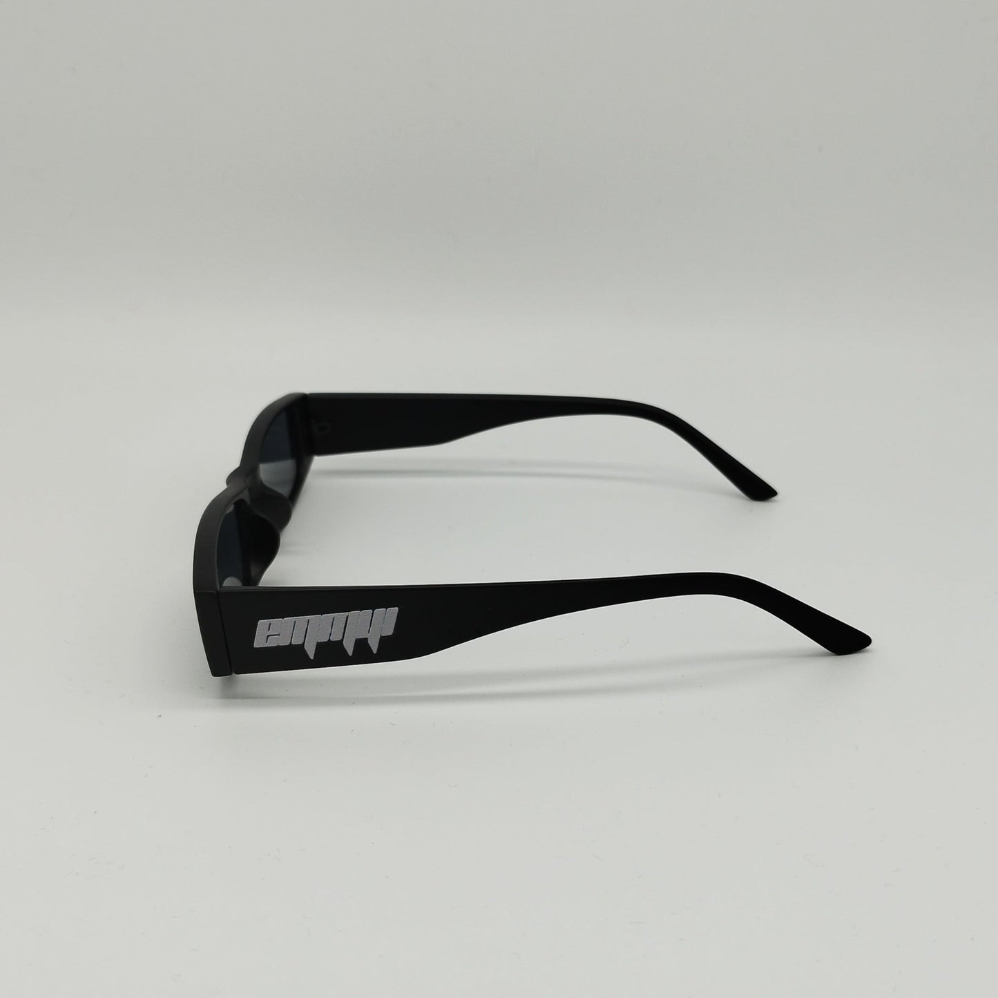 GAFAS "MINIMALISTAS"